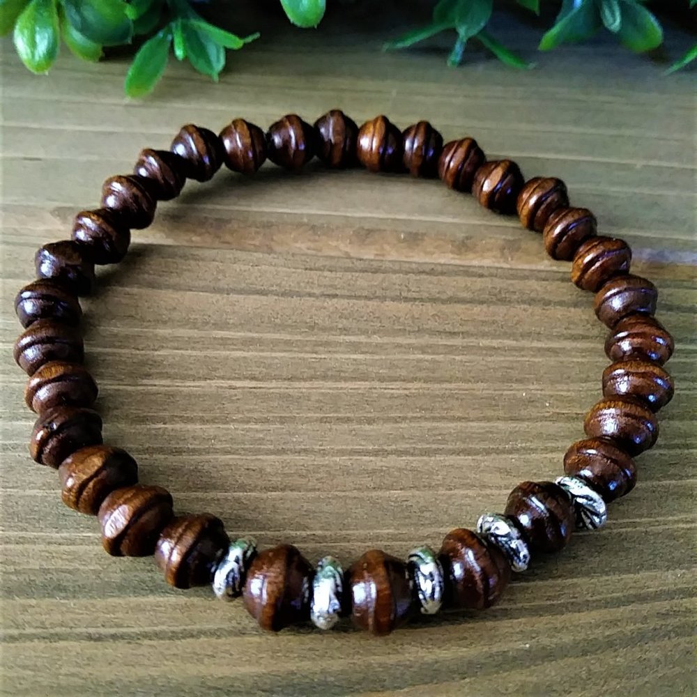 New Men's/Unisex Wood & Silver Beaded Bracelet - Picture 3 of 3